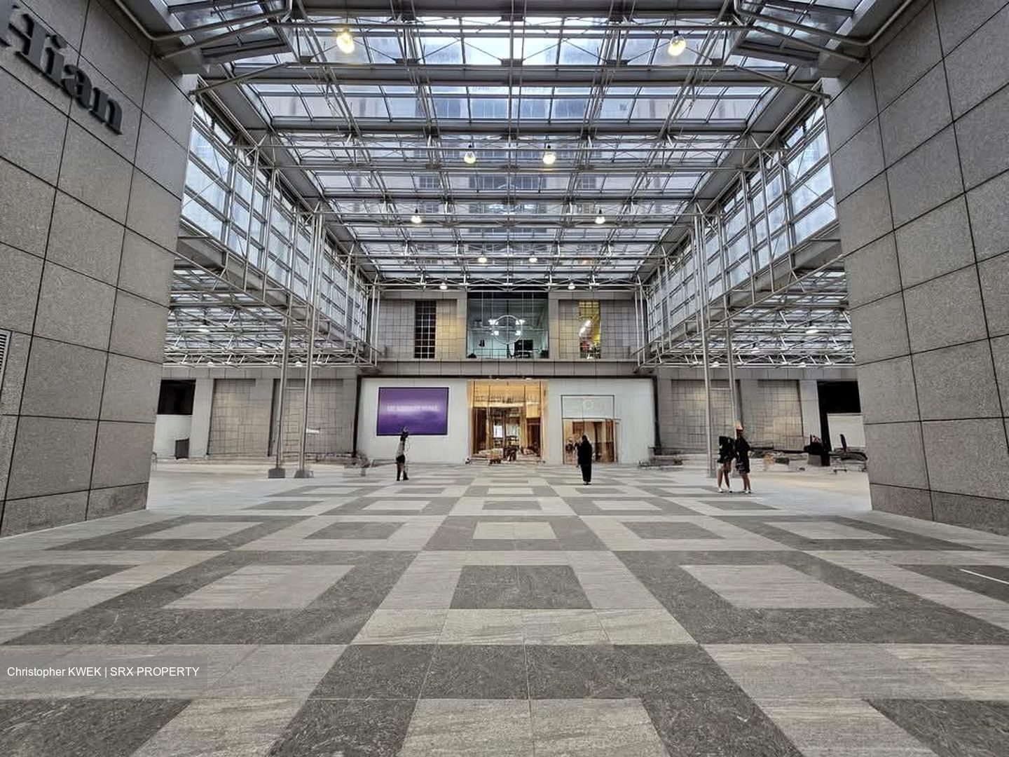 UE Square (D9), Office #546329341